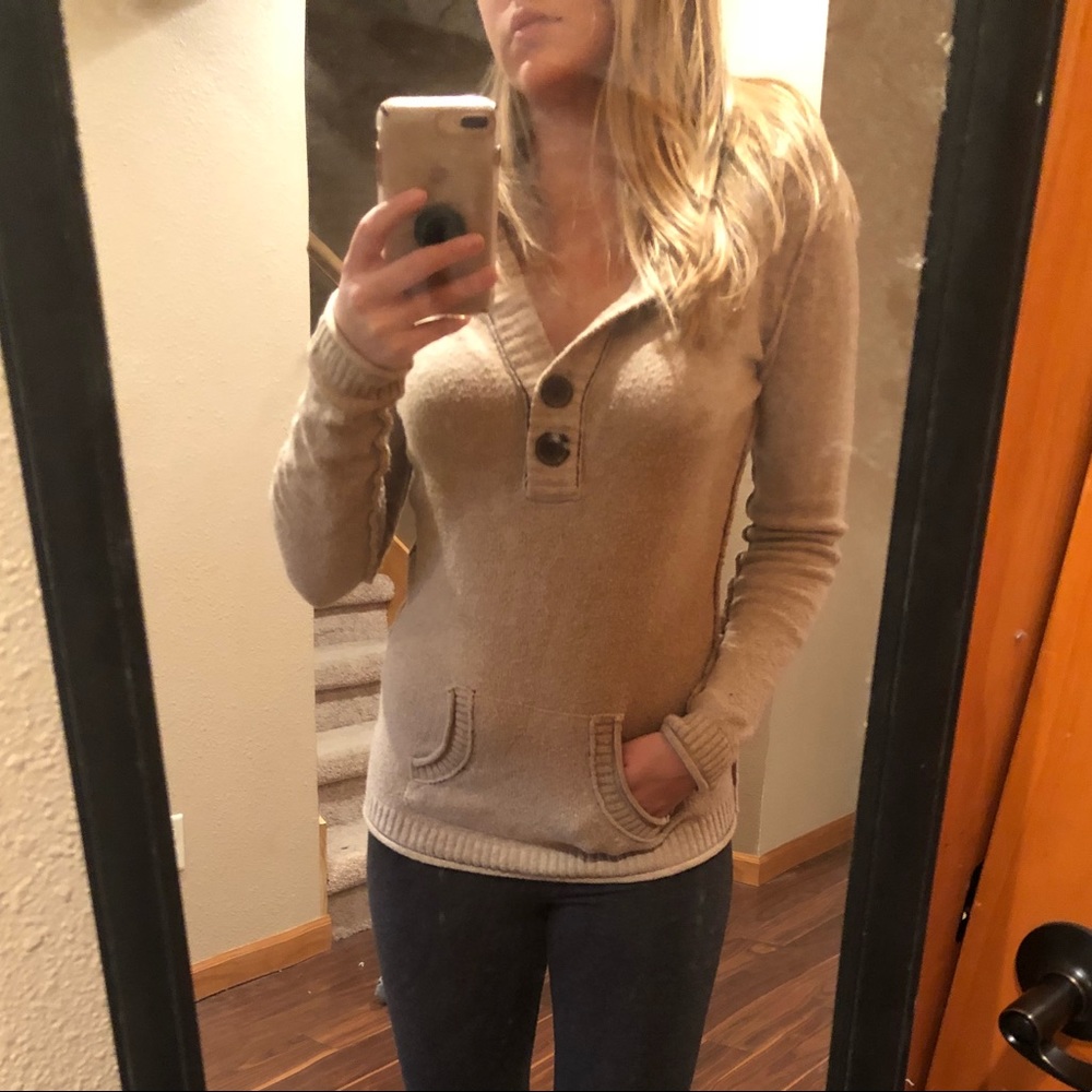 Sweater - Picture 2 of 7